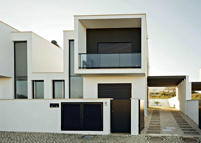 Deluxe - By Sch Villa